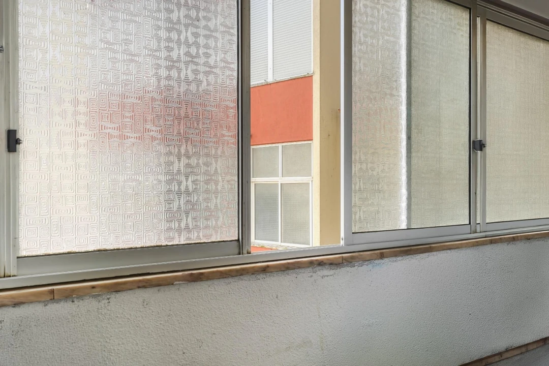 Apartamento T2 para Venda em Agualva e Mira-Sintra Foto 14