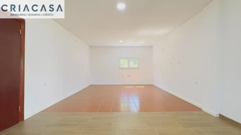 Moradia T2 para Venda em Queirã