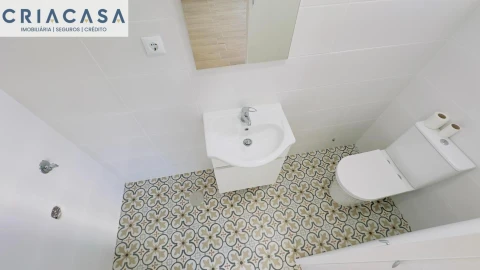 Moradia T2 para Venda em Queirã