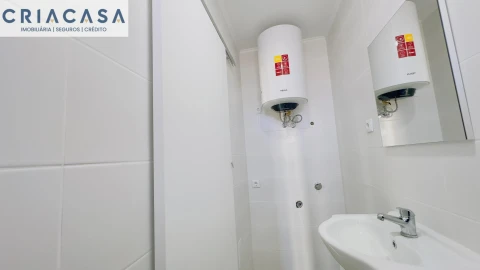 Moradia T2 para Venda em Queirã