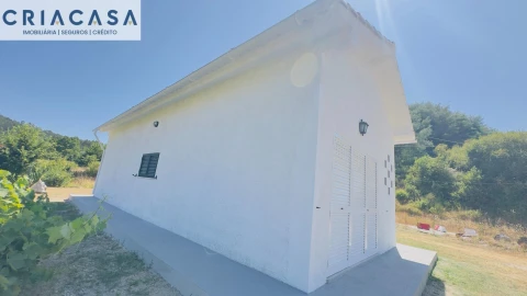 Moradia T2 para Venda em Queirã