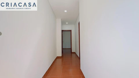 Moradia T2 para Venda em Queirã