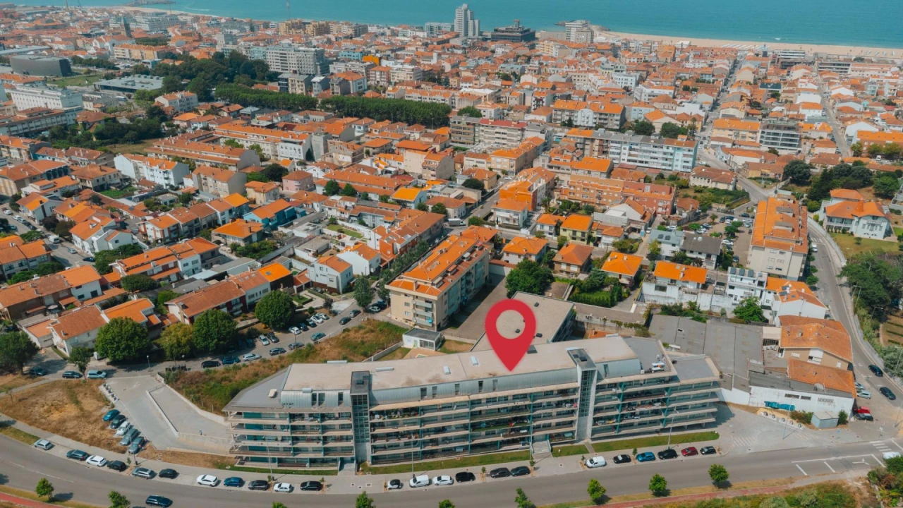 Apartamento T1 para Venda em Espinho Foto 16