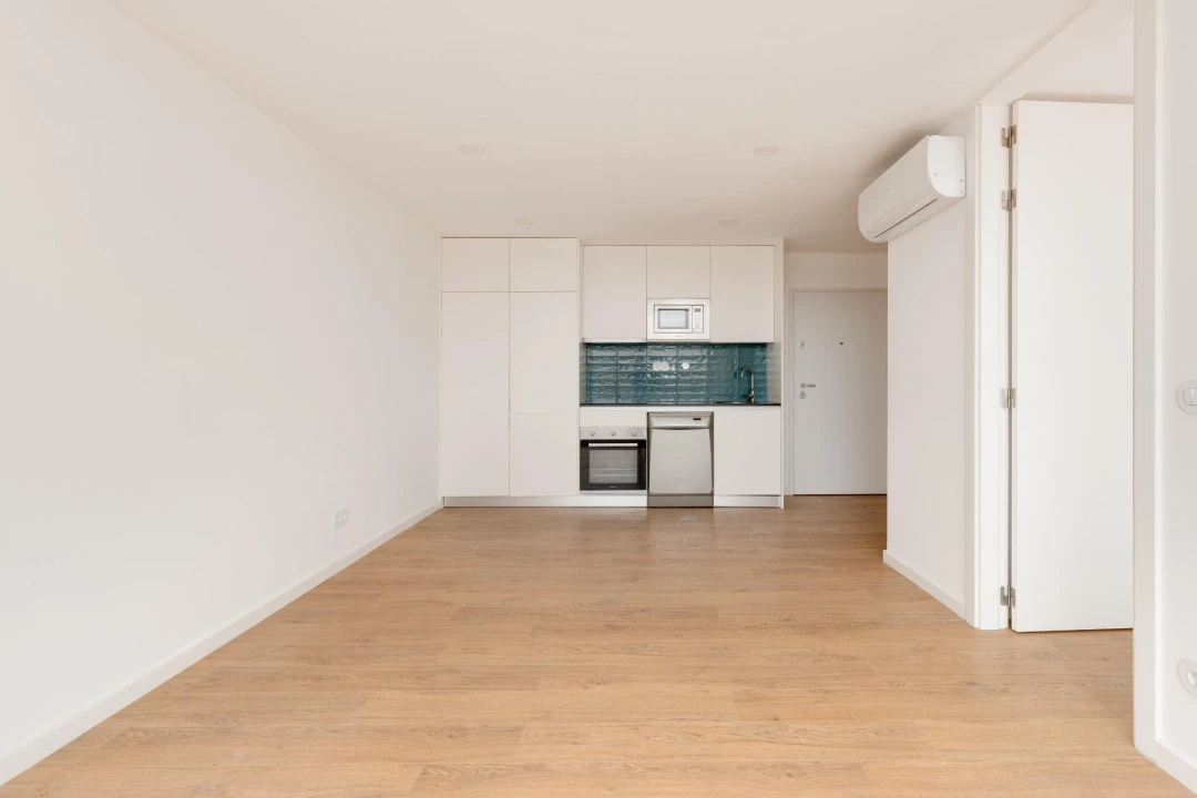 Apartamento T1 para Venda em Espinho Foto 3