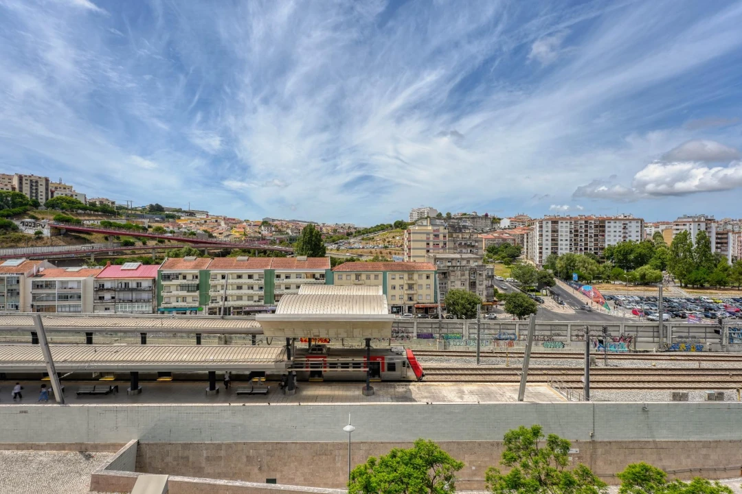 Apartamento T2 para Venda em Agualva e Mira-Sintra Foto 19