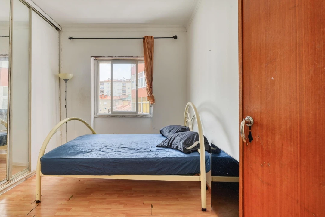 Apartamento T2 para Venda em Agualva e Mira-Sintra Foto 4