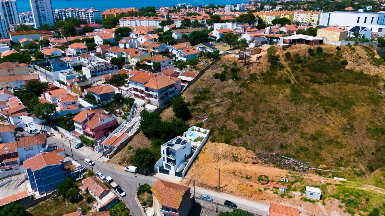 Terreno para Venda em Cascais e Estoril Foto 1