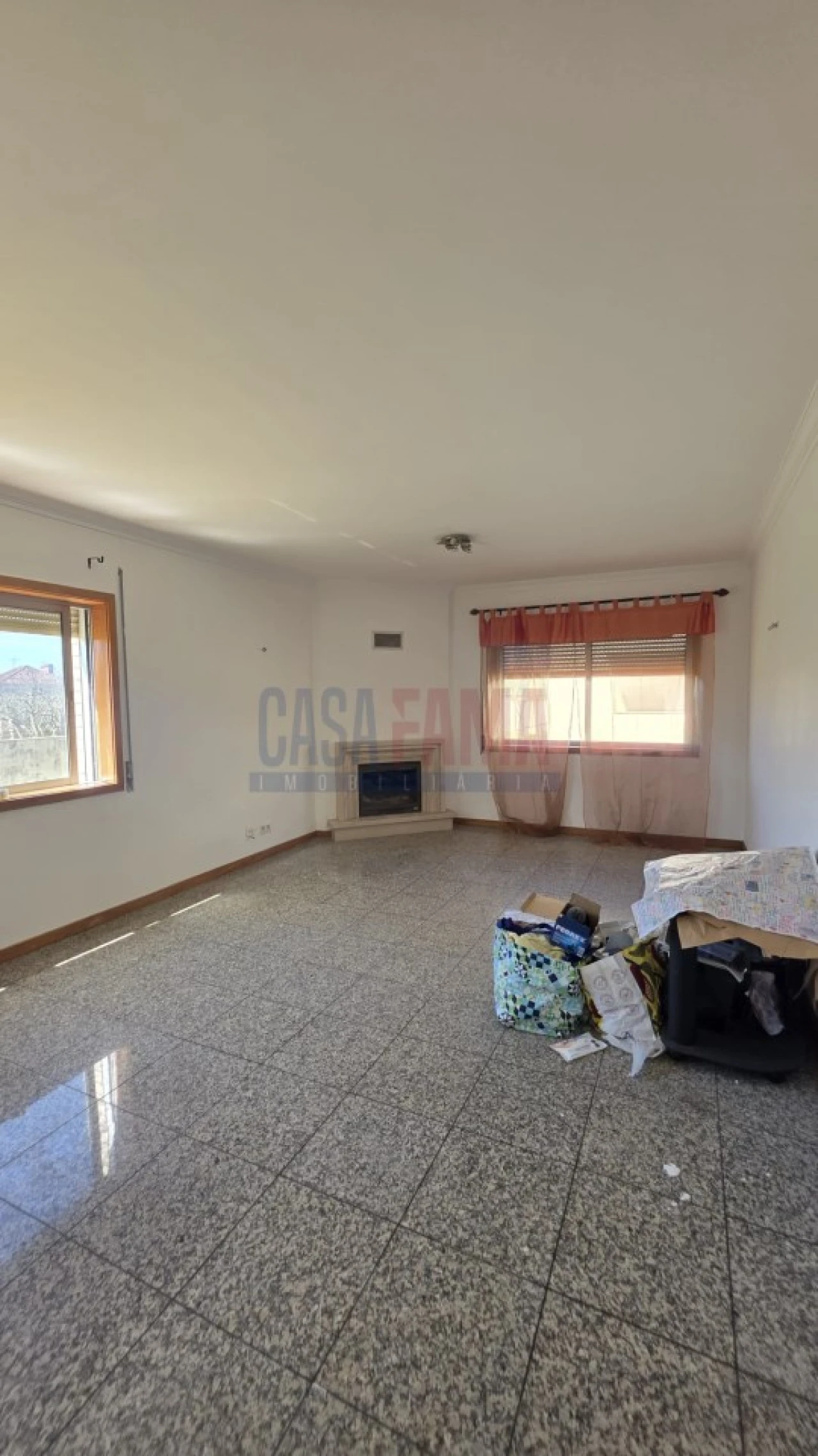Apartamento T2 para Venda em Nogueira e Silva Escura Foto 4