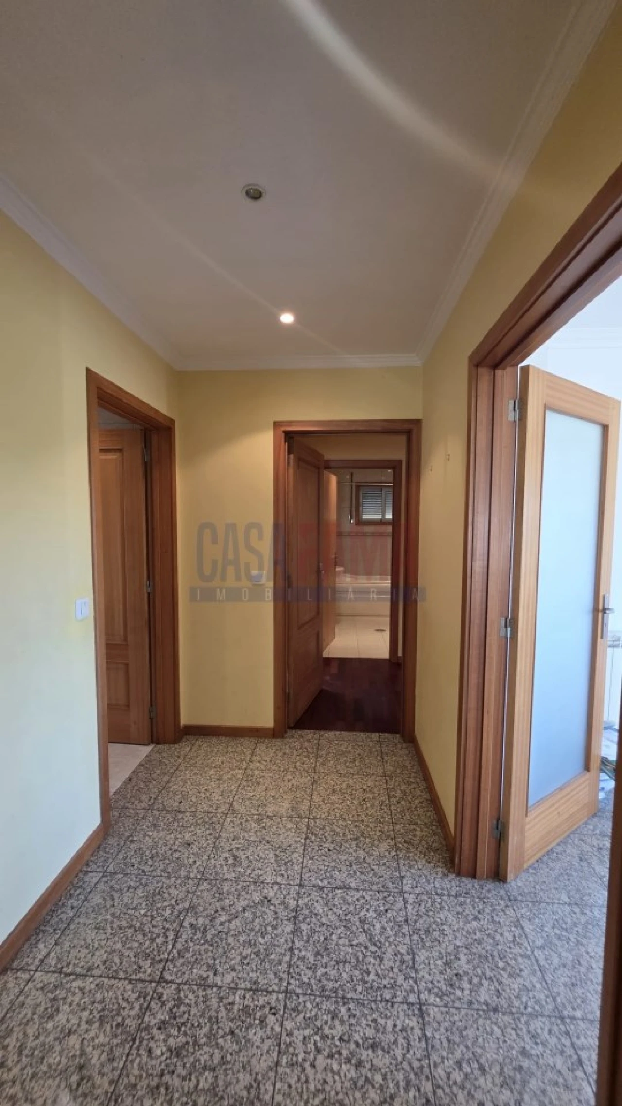 Apartamento T2 para Venda em Nogueira e Silva Escura Foto 8