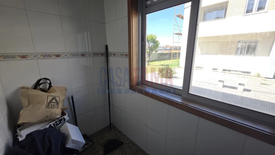 Apartamento T2 para Venda em Nogueira e Silva Escura Foto 36
