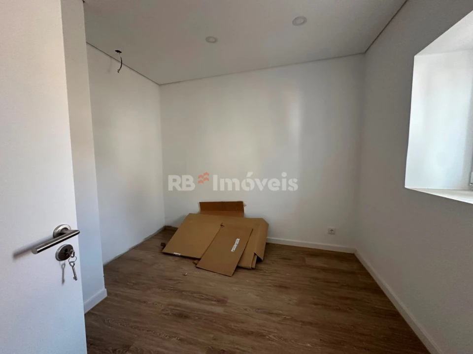 Moradia T2 para Venda em Abrantes (São Vicente e São João) e Alferrarede Foto 5