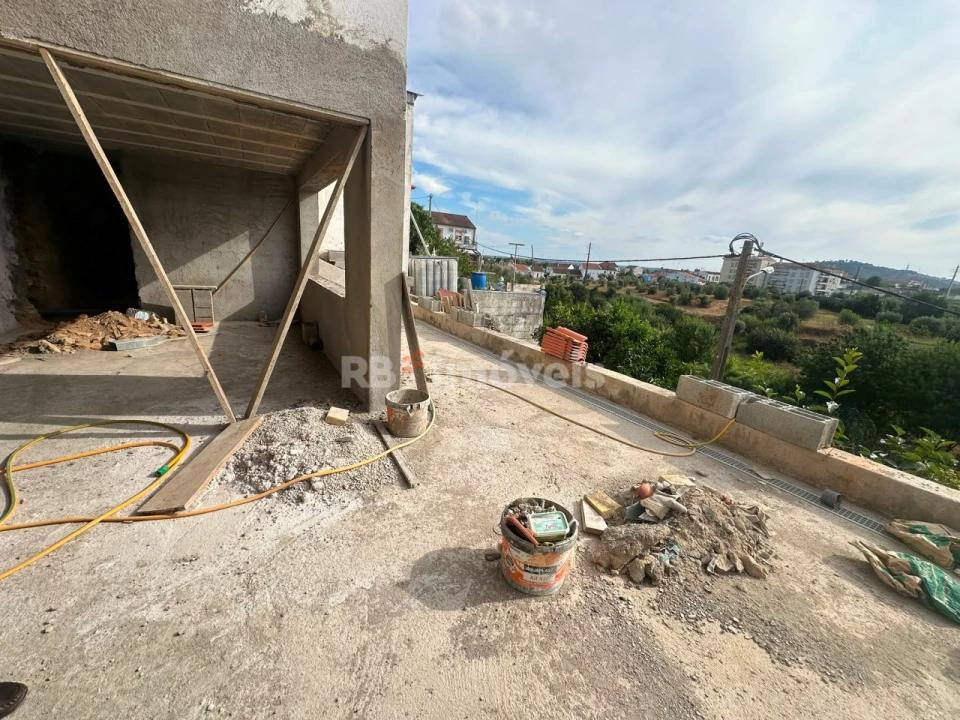 Moradia T2 para Venda em Abrantes (São Vicente e São João) e Alferrarede Foto 9