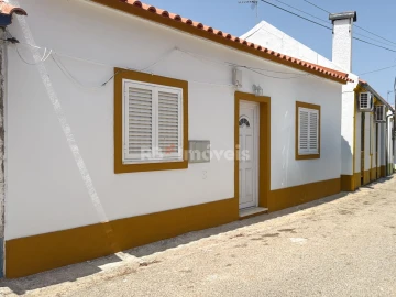 Moradia T2 para Venda em Abrantes (São Vicente e São João) e Alferrarede