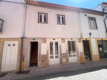 Moradia T1 para Venda em São João Baptista e Santa Maria dos Olivais
