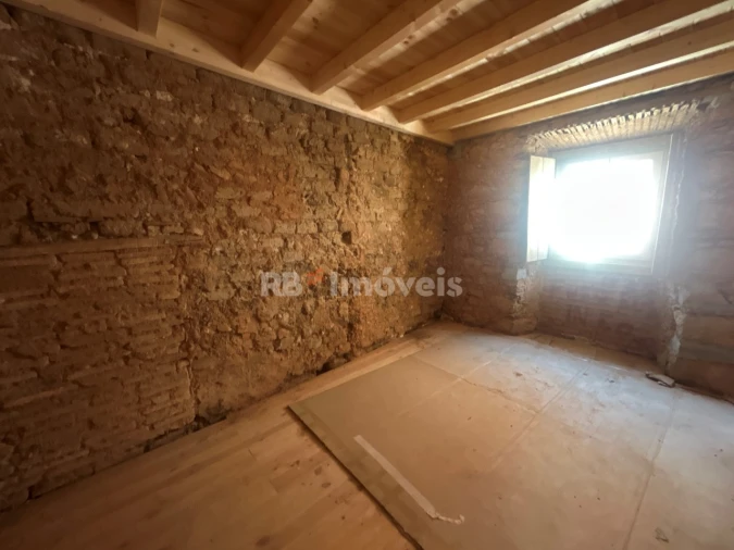 Moradia T1 para Venda em São João Baptista e Santa Maria dos Olivais Foto 15