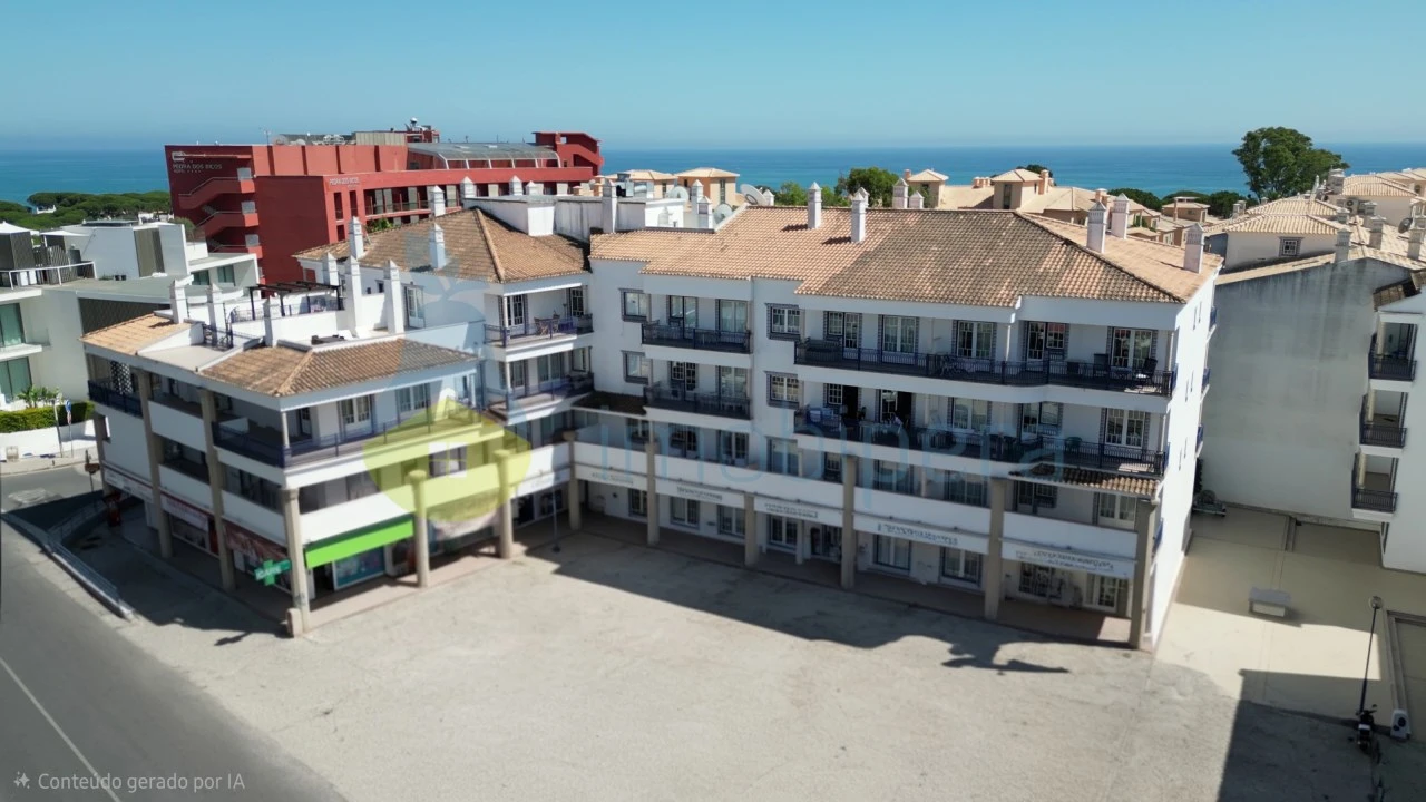 Apartamento T1 para Venda em Albufeira e Olhos de Água Foto 2