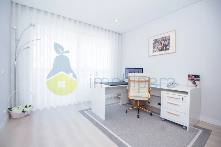 Moradia T3 para Venda em Ferreiras Foto 37