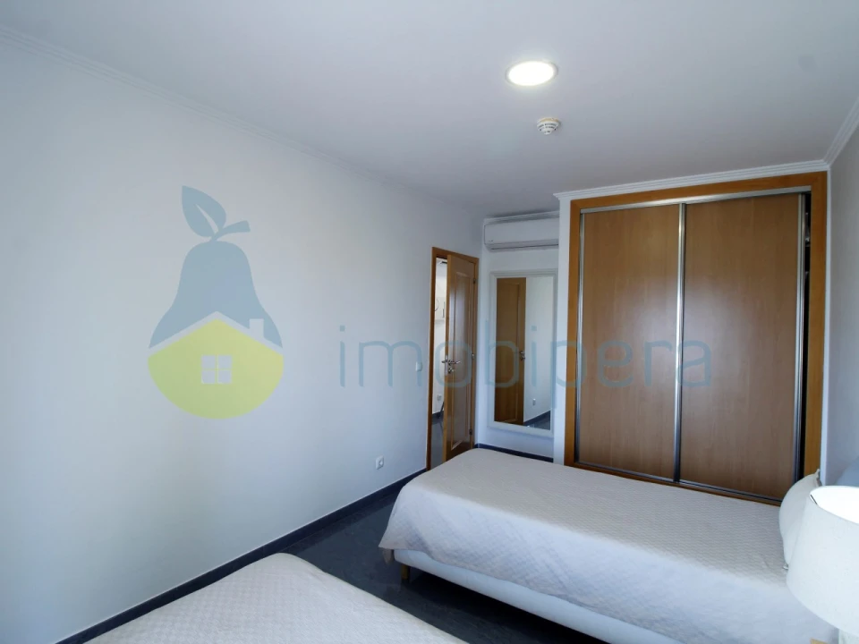 Apartamento T1 para Venda em Alcantarilha e Pêra Foto 7