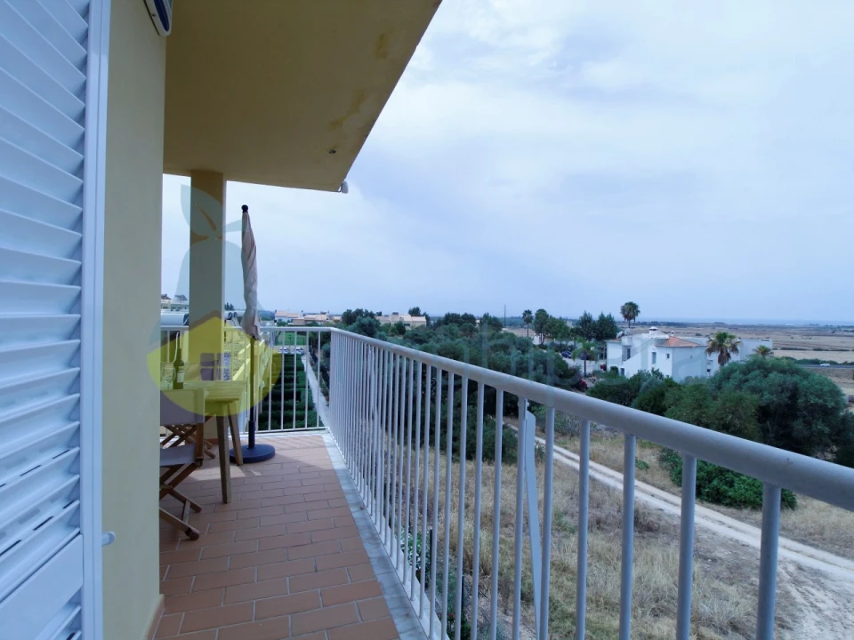 Apartamento T1 para Venda em Alcantarilha e Pêra Foto 10
