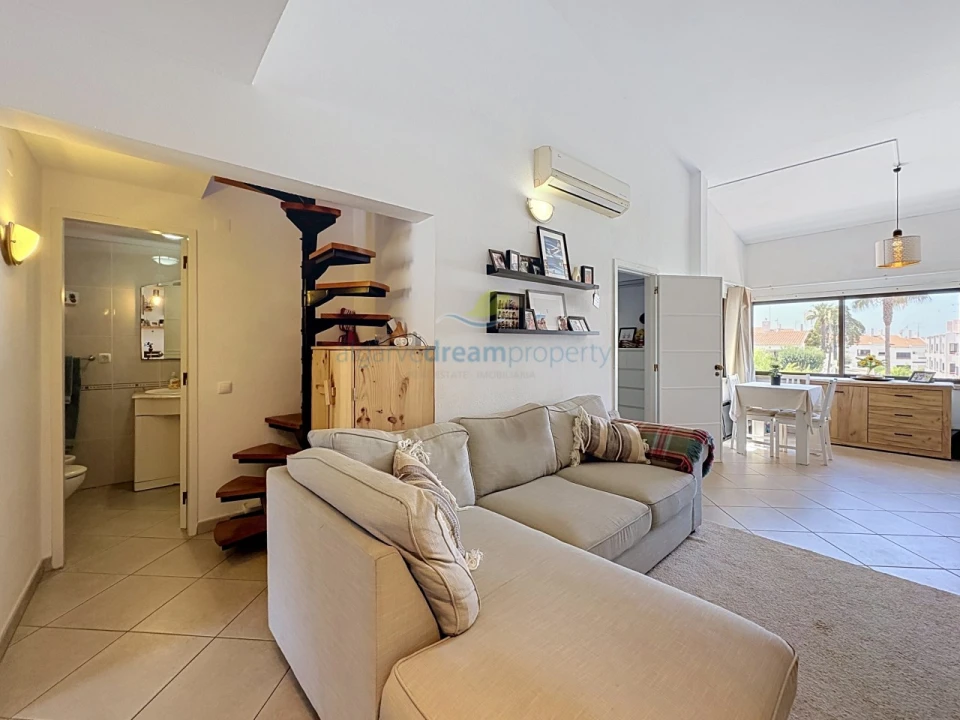 Apartamento T1 para Venda em Albufeira e Olhos de Água Foto 5