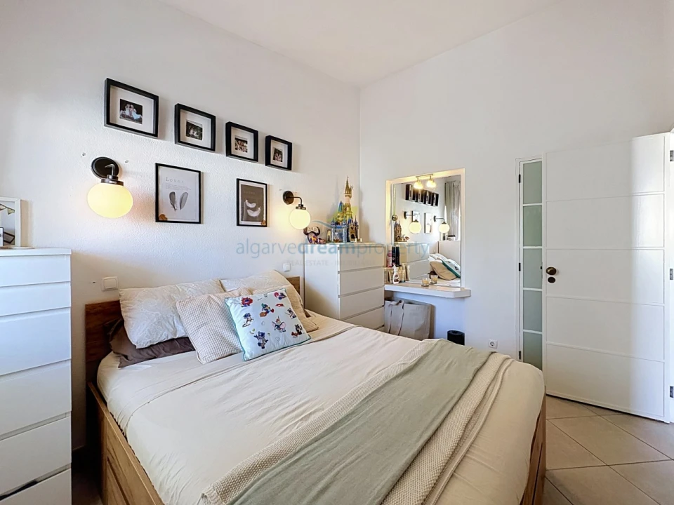 Apartamento T1 para Venda em Albufeira e Olhos de Água Foto 11