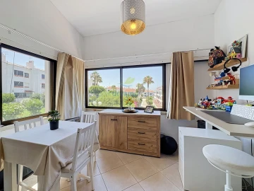 Apartamento T1 para Venda em Albufeira e Olhos de Água