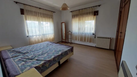 Moradia T3 para Arrendamento em Coimbrão