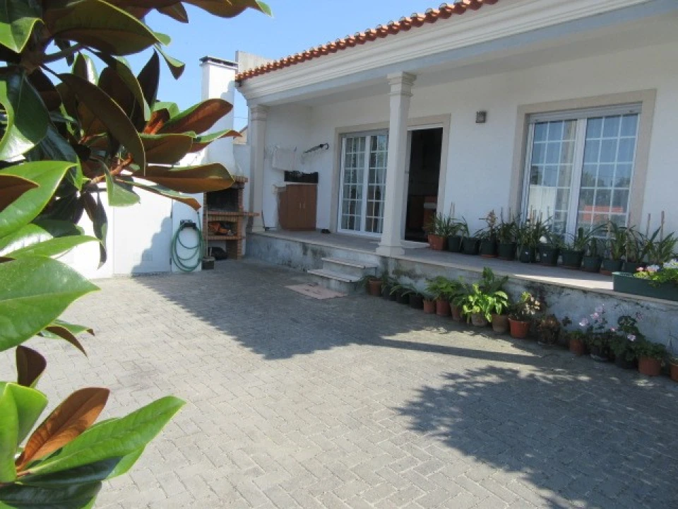 Moradia T3 para Venda em Vieira de Leiria Foto 14