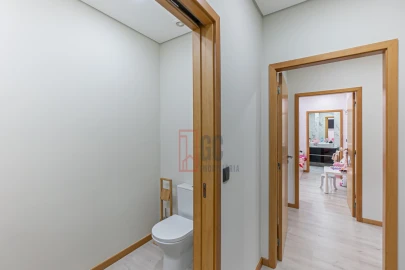 Moradia T3 para Venda em Arcozelo