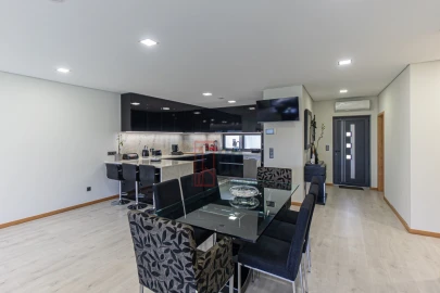 Moradia T3 para Venda em Arcozelo