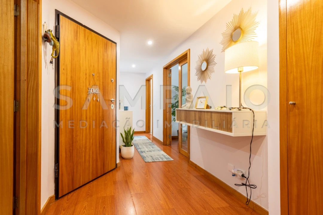 Apartamento T3 para Venda em Fânzeres e São Pedro da Cova Foto 3