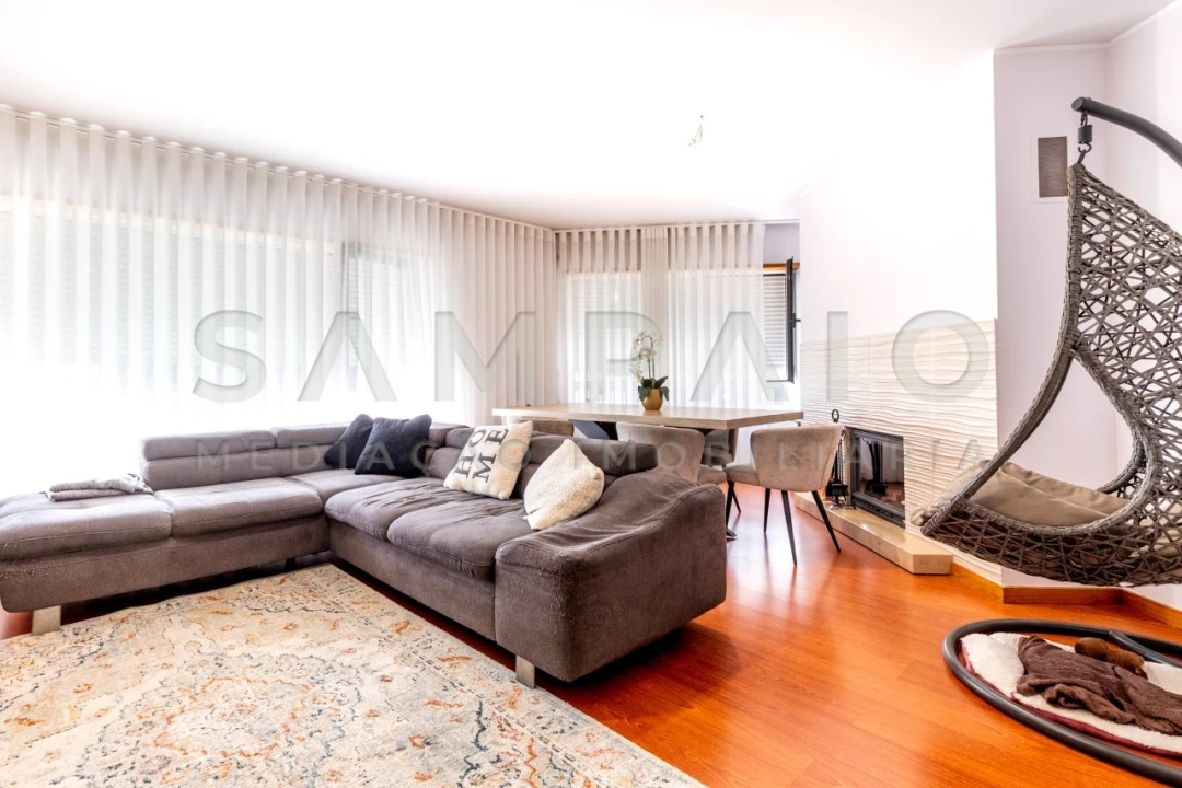 Apartamento T3 para Venda em Fânzeres e São Pedro da Cova Foto 4