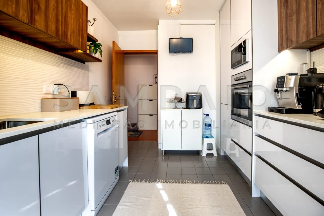 Apartamento T3 para Venda em Fânzeres e São Pedro da Cova Foto 8