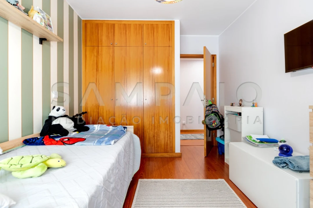 Apartamento T3 para Venda em Fânzeres e São Pedro da Cova Foto 17