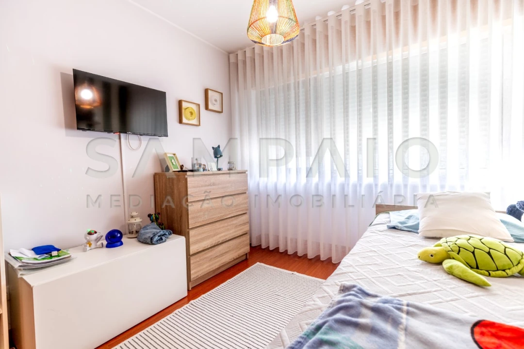 Apartamento T3 para Venda em Fânzeres e São Pedro da Cova Foto 19