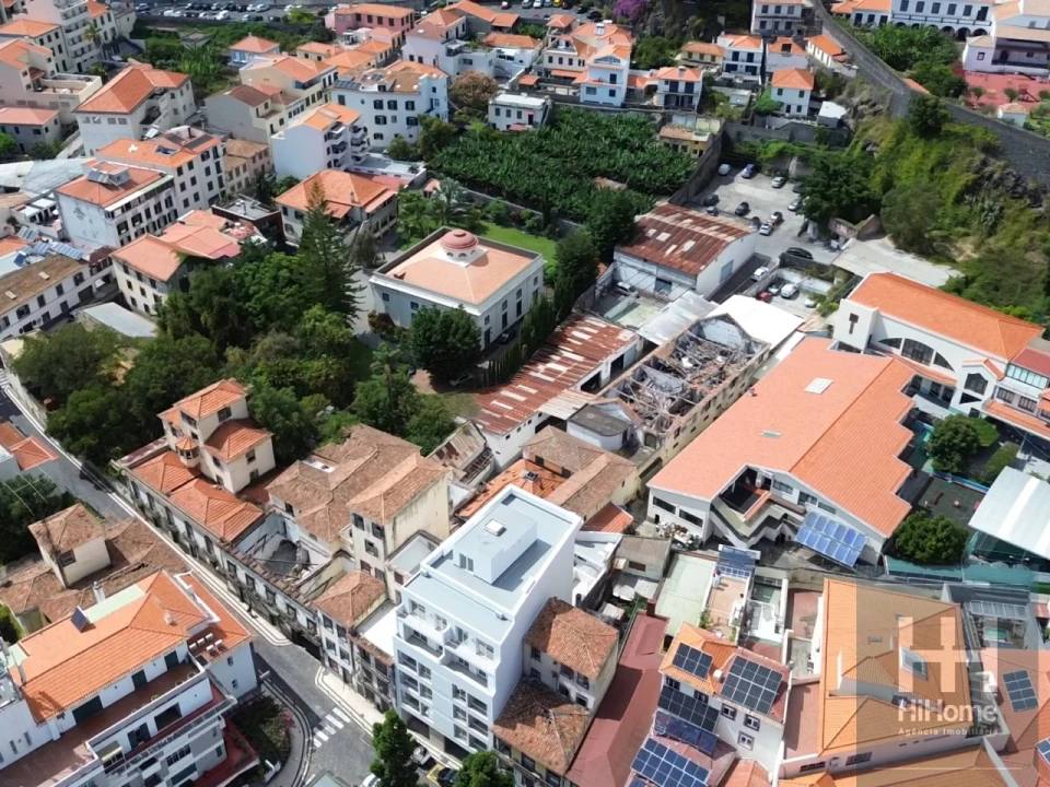 Loja para Arrendamento em Funchal (São Pedro) Foto 7