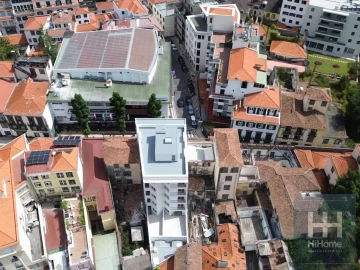 Loja para Arrendamento em Funchal (São Pedro)