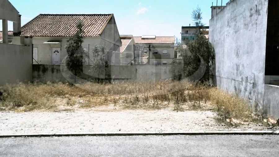 Terreno para Venda em Camarate, Unhos e Apelação