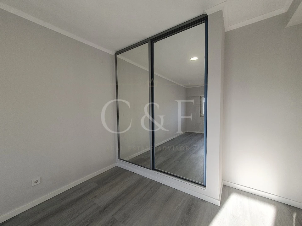Apartamento T4 para Venda em Amora Foto 21