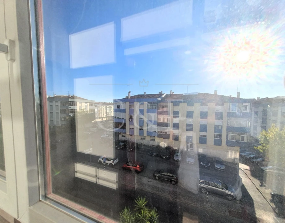 Apartamento T4 para Venda em Amora Foto 25