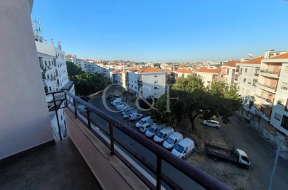 Apartamento T4 para Venda em Amora