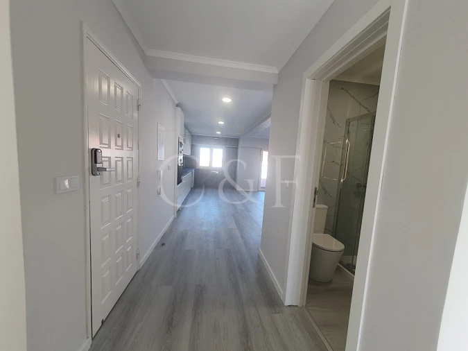 Apartamento T4 para Venda em Amora Foto 8