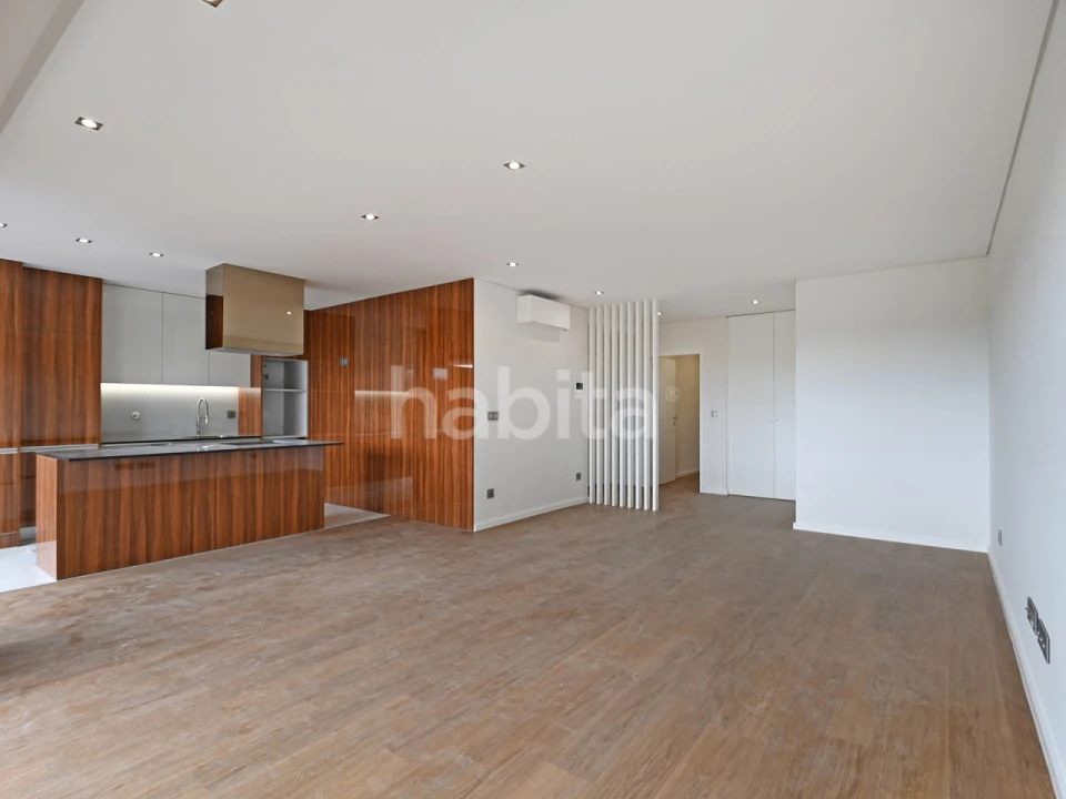 Apartamento T2 para Arrendamento em Santa Marinha e São Pedro da Afurada Foto 10