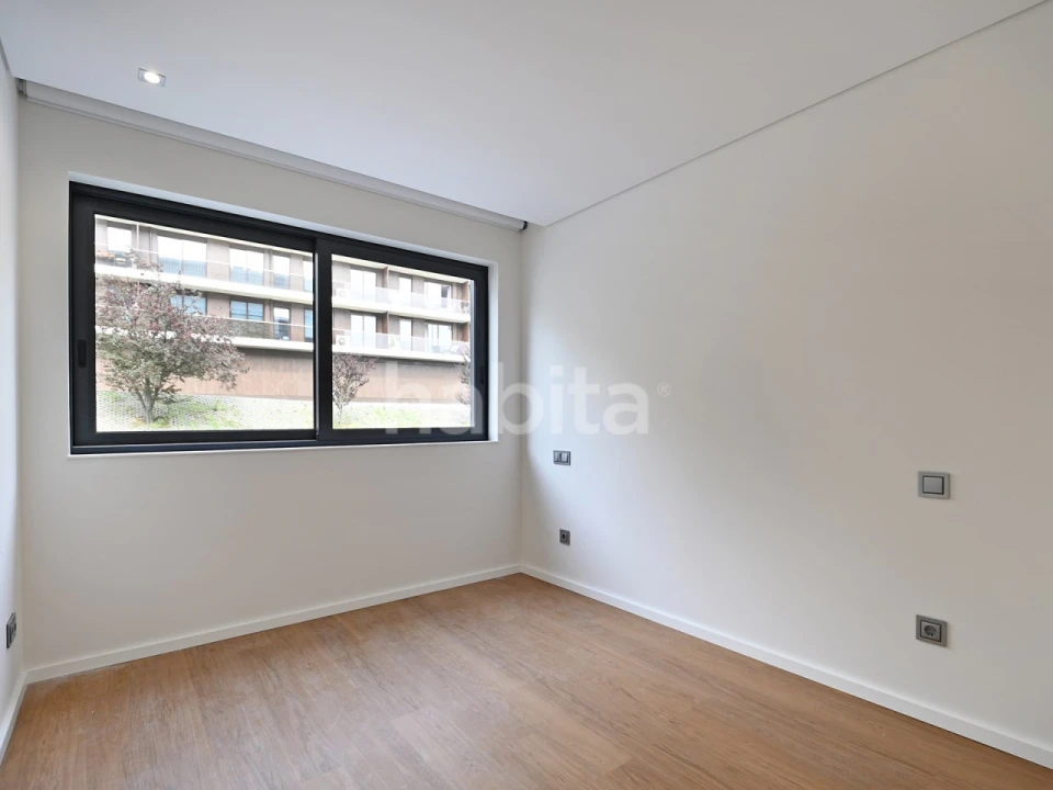 Apartamento T2 para Arrendamento em Santa Marinha e São Pedro da Afurada Foto 16