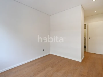 Apartamento T2 para Arrendamento em Santa Marinha e São Pedro da Afurada