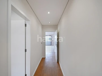 Apartamento T2 para Arrendamento em Santa Marinha e São Pedro da Afurada