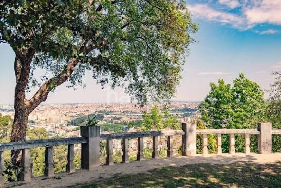 Apartamento T1 para Venda em Vilar de Andorinho Foto 13