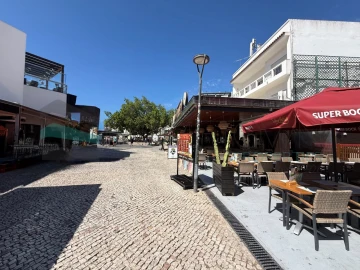 Loja para Venda em Albufeira e Olhos de Água
