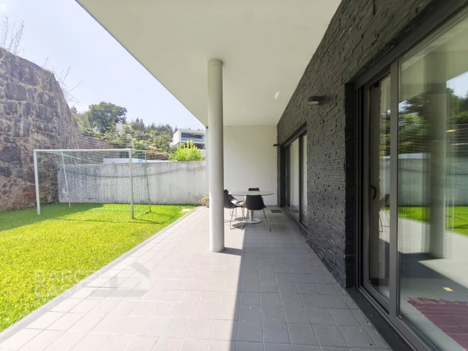 Moradia T4 para Venda em Gamil e Midões Foto 33