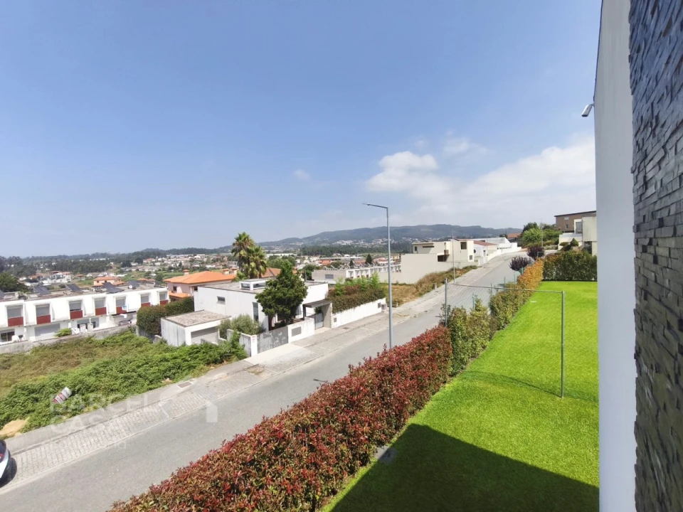 Moradia T4 para Venda em Gamil e Midões Foto 38